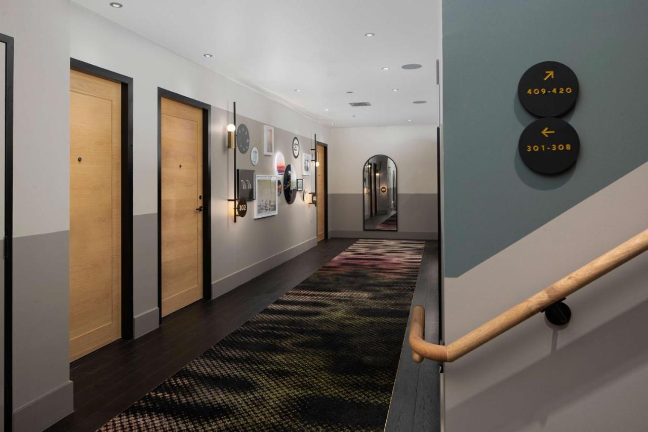 Qt Newcastle Exterior foto The hotel's interior