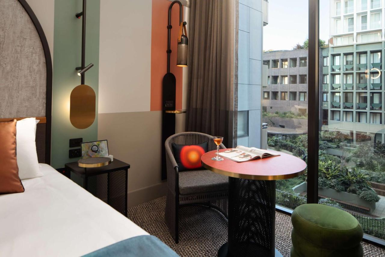 Qt Newcastle Exterior foto Deluxe Room